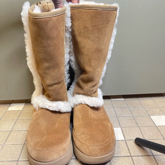 Sunburst Tall Ugg Boots - Picture 2 of 4